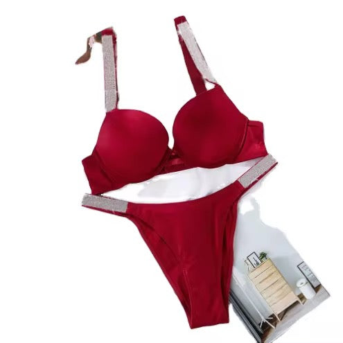 Intimate T-Shirt Bra Underwear Set Shimmery Straps maroon