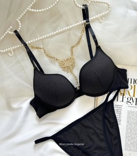 Intimate Lingerie Bra Panty Set with Butterfly Pendant Design black