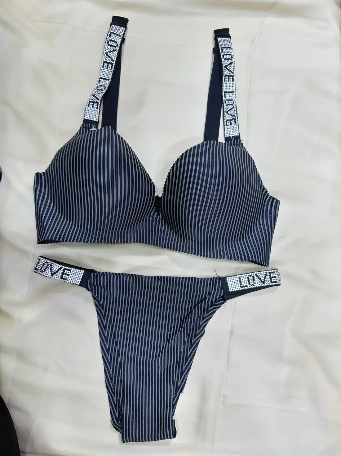 Intimate Love Secret T-Shirt Bra & Underwear Set