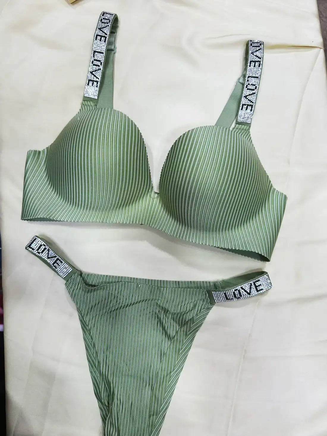 Intimate Love Secret T-Shirt Bra & Underwear Set