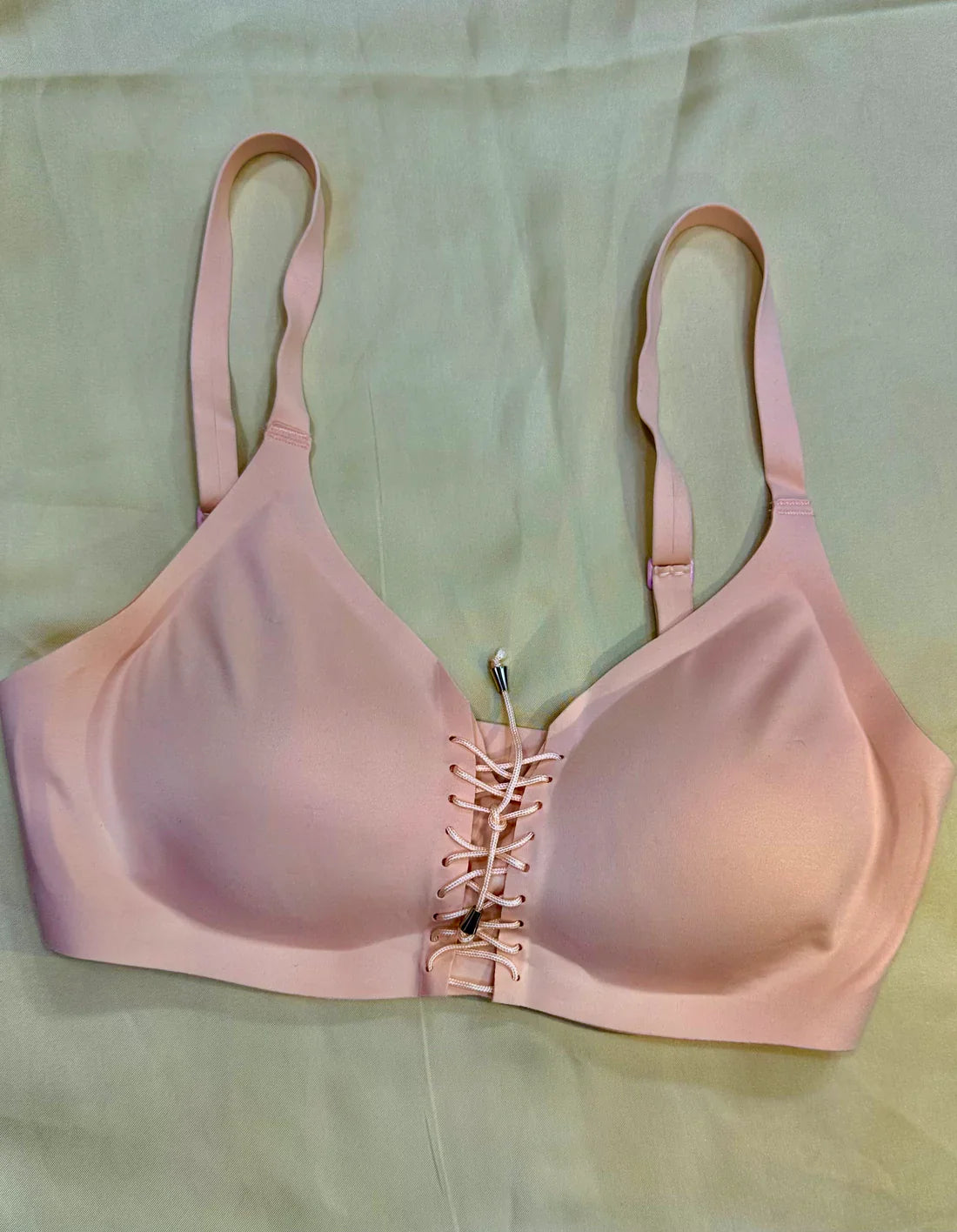 Intimate T-Shirt Bra Front Lace Style Seamless Bra