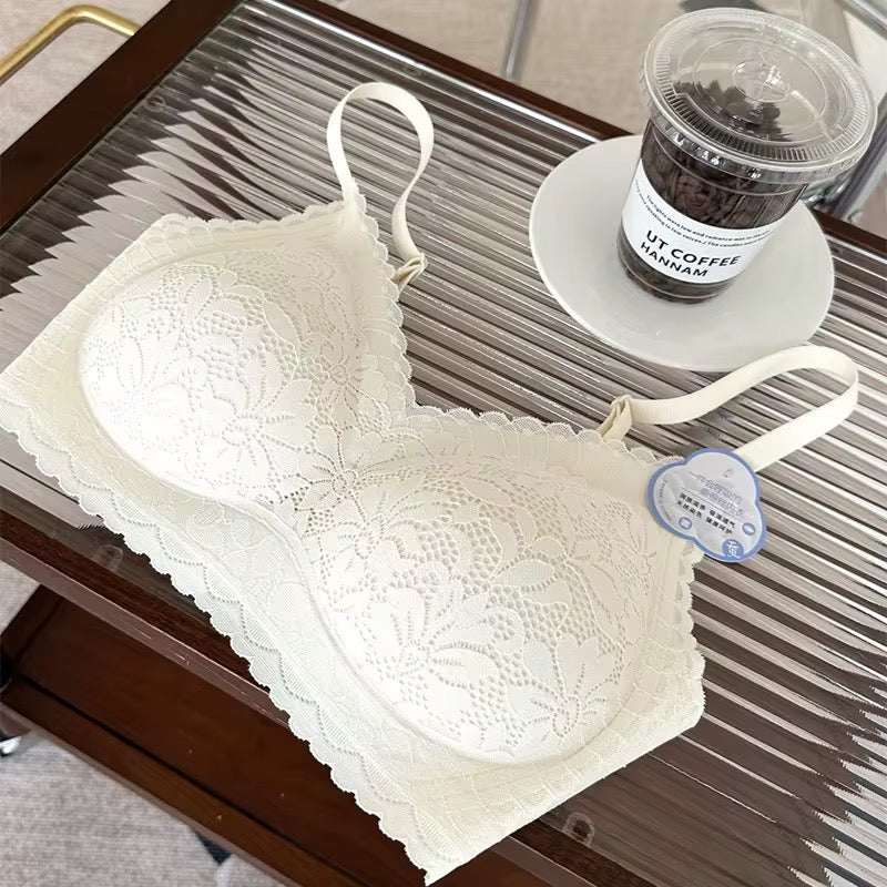 Intimate Lace Comfort Bra – Wireless Soft Cup with Back Hook Closure